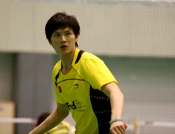 Bao Chunlai in a badminton match.