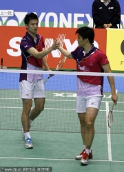 Cai Yun and his partner Fu Haifeng.