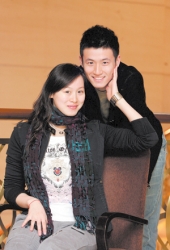 Cai Yun with girl.