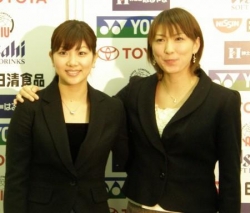 Reiko Shiota and badminton partner Kumiko Ogura in professional outfit.