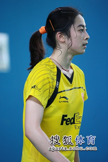 Wang Shixian drenched in sweat.